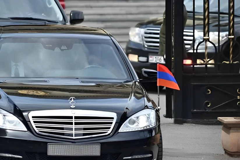 Пашинян сокращает количество служебных автомобилей министерств