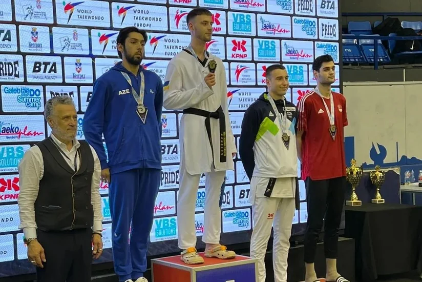 Azərbaycan taekvondoçuları Serbiyada iki medal qazanıblar