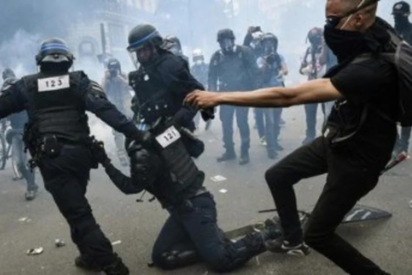 При протестах в Лондоне пострадали 15 человек