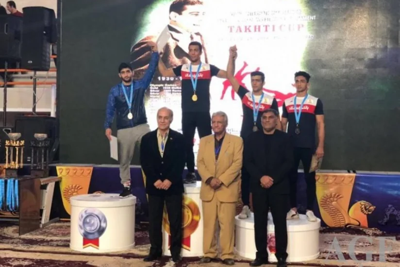 Azərbaycan güləşçiləri “Təxti kuboku”nda 3 medal qazanıblar