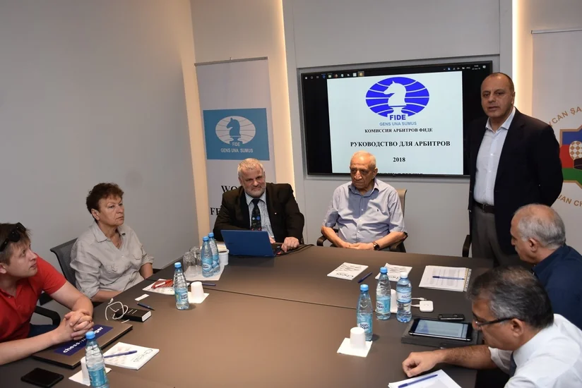 FIDE Bakıda seminar keçirir