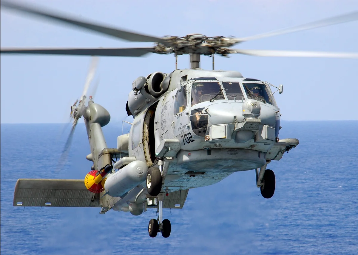 ABŞ helikopteri Sakit okeana düşüb