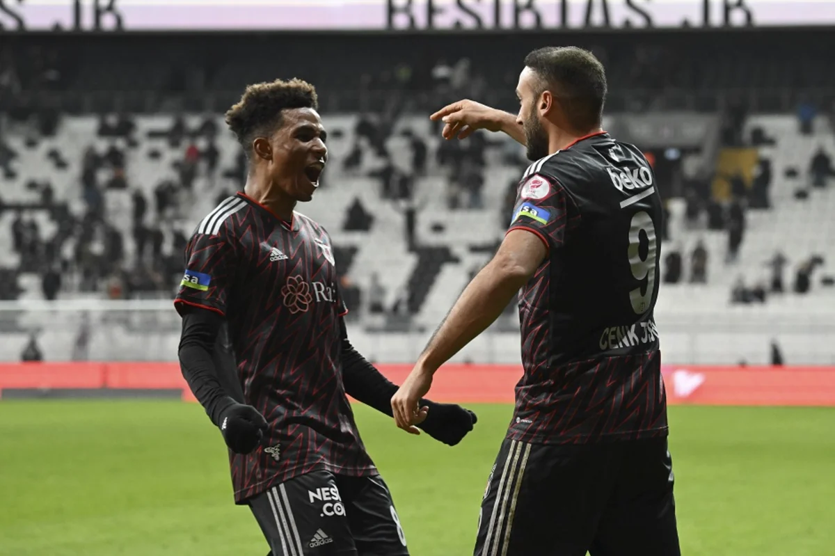Türkiyə Kuboku: Beşiktaş əzmkar qələbə ilə mərhələ adlayıb