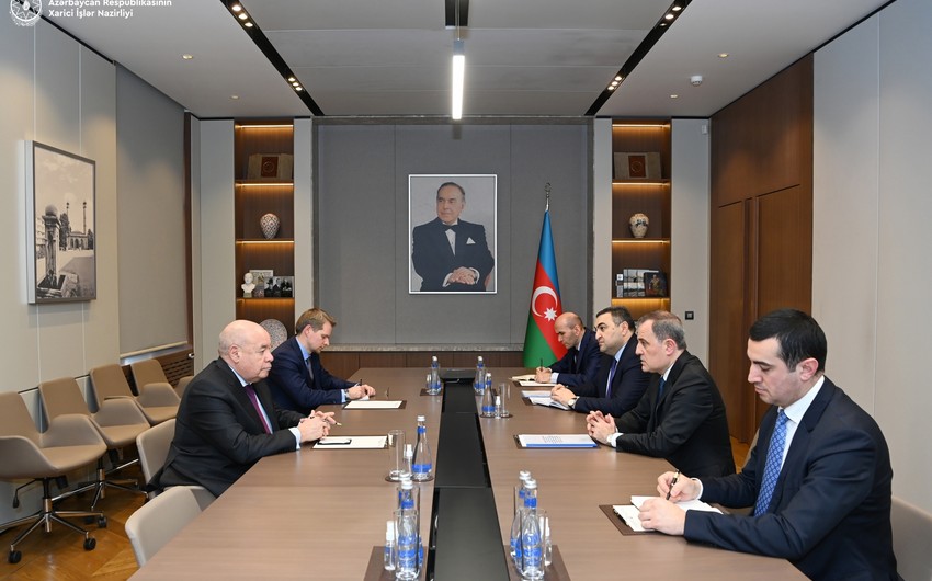 Ceyhun Bayramov Rusiya Prezidentinin xüsusi nümayəndəsi ilə regiondakı vəziyyəti müzakirə edib
