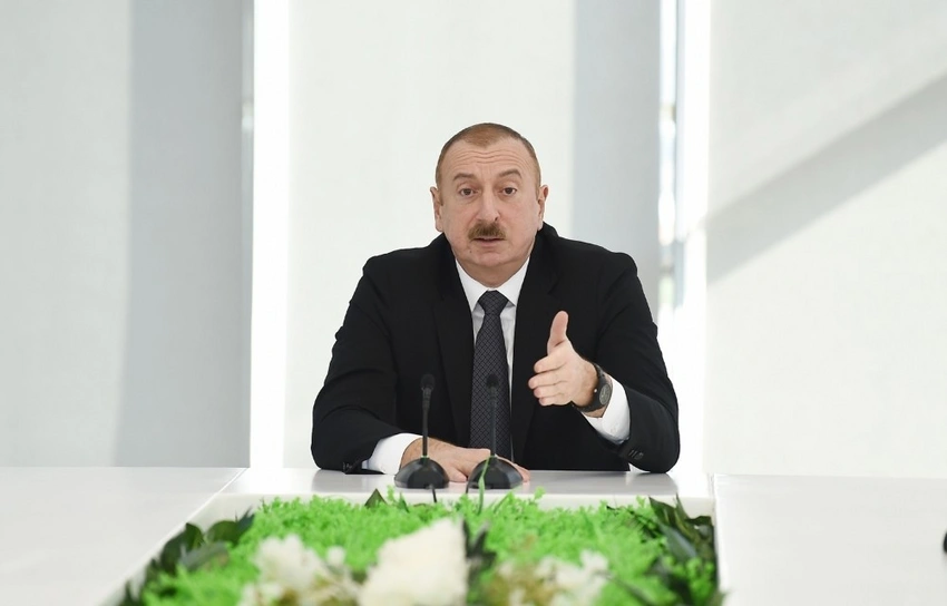 Dövlət başçısı: Ən ağır günlərdə heç kim bizə kömək etməyib
