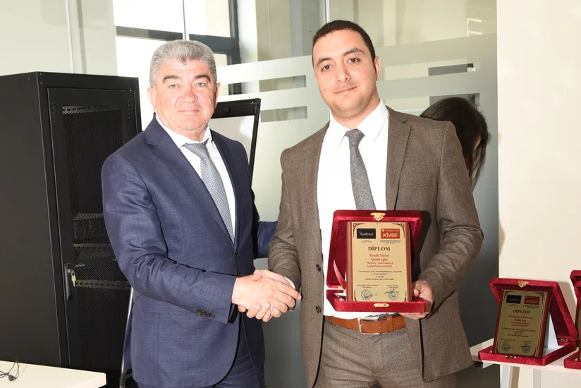 “Report”un əməkdaşı energetika sahəsindən yazan jurnalistlər arasında birinci olub