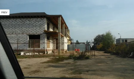 Rusiyada evində şir saxlayan azərbaycanlı ailədən polisə şikayət olunub - FOTO
