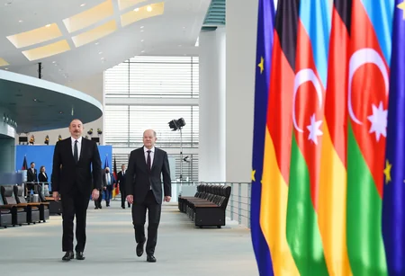 Azərbaycan Prezidenti və Almaniya Kansleri birgə mətbuat konfransı keçiriblər - YENİLƏNİB