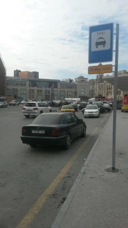 Bakıda daha 55 taksi dayanacağı yaradılıb