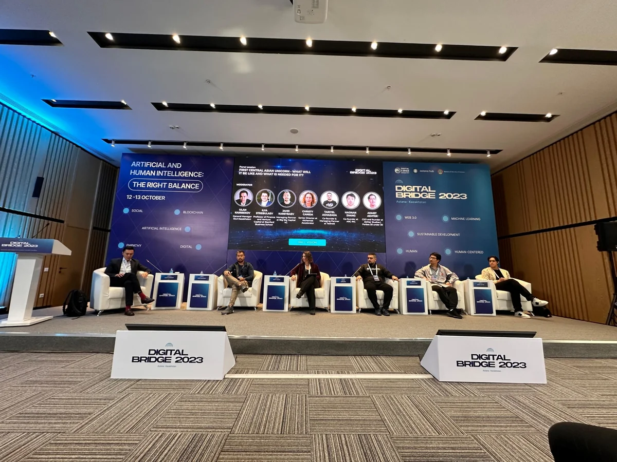 Azərbaycan Qazaxıstanda keçirilmiş “DigitalBridge” tədbirində təmsil olunub
