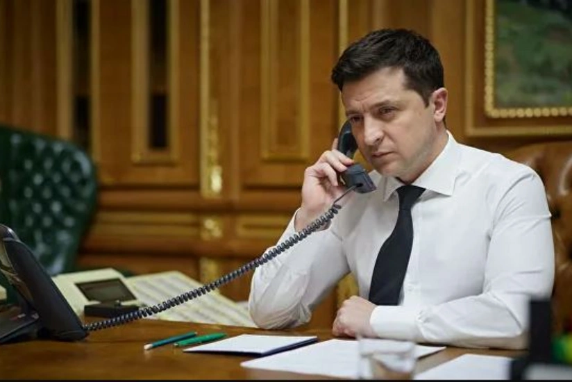 Zelensky, Macron mull intensification of Normandy process