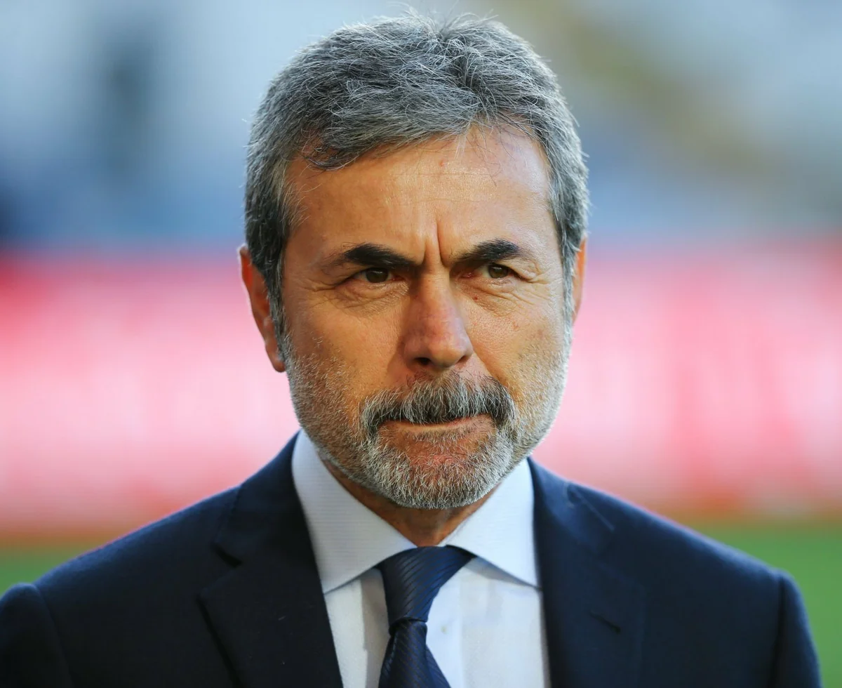 Türkiyə klubu baş məşqçisi ilə yollarını ayırdı