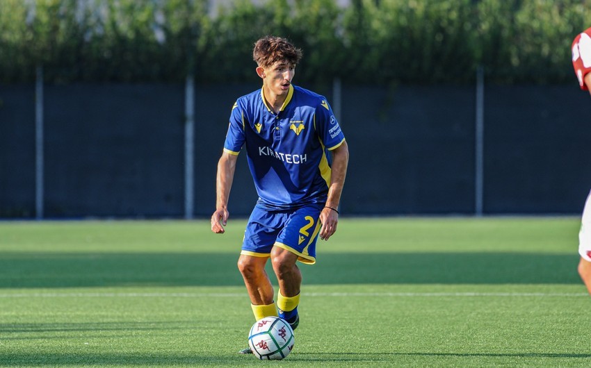 Cərəyan vuran futbolçu komadan ayıldı