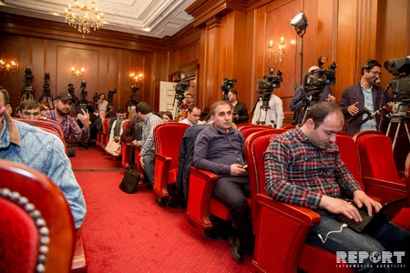 From Elections Information Center - PHOTO REPORT