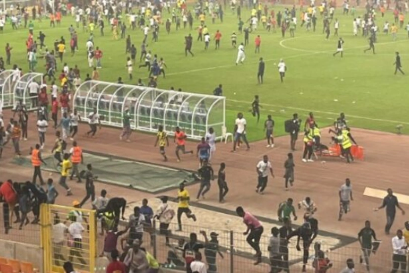 Azarkeşlər Nigeriya yığması DÇ-2022-yə çıxa bilmədiyi üçün iğtişaş törədib