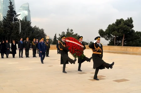 ​Azərbaycanın müdafiə naziri Türkiyə Hərbi Hava Qüvvələri Komandanını qəbul edib