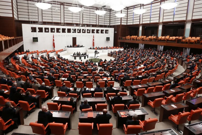 Парламент Турции одобрил переход на президентскую форму правления