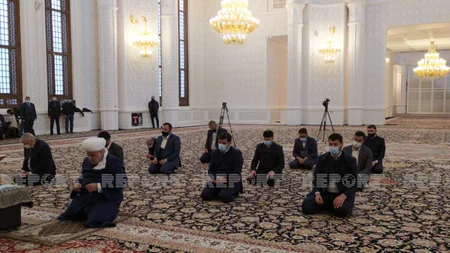 Heydər məscidində şəhidlərin anım mərasimi keçirilib, vəhdət namazı qılınıb