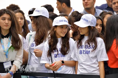 5 saylı Bakı ASAN xidmət Mərkəzində “Yaşıl dağ” sosial aksiyası keçirilib