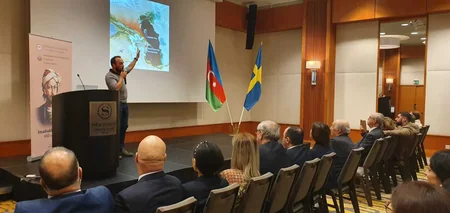 İsveçdə Nəsimi yaradıcılığına həsr olunan poeziya gecəsi keçirilib