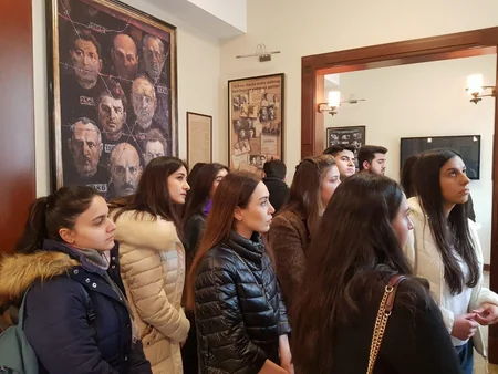 Diplomatiya könüllüləri Memorial Soyqırımı Muzeyində olub - FOTO