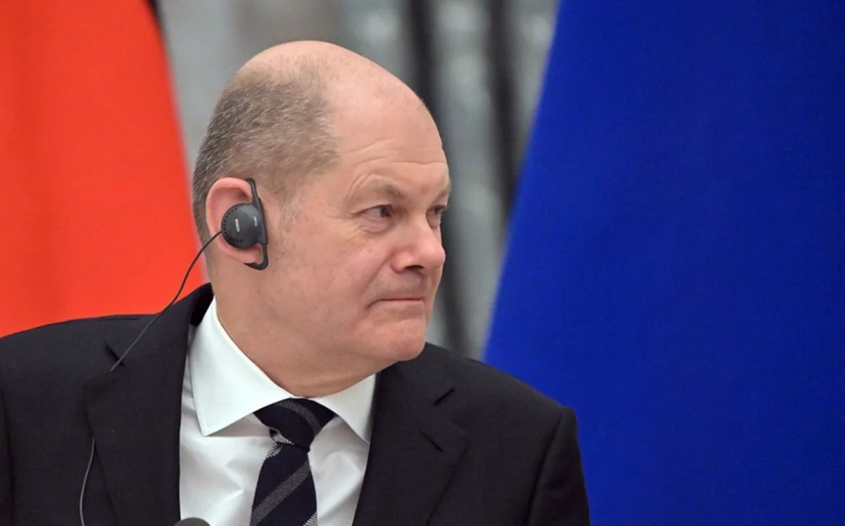 Mass Media: German chancellor may resign