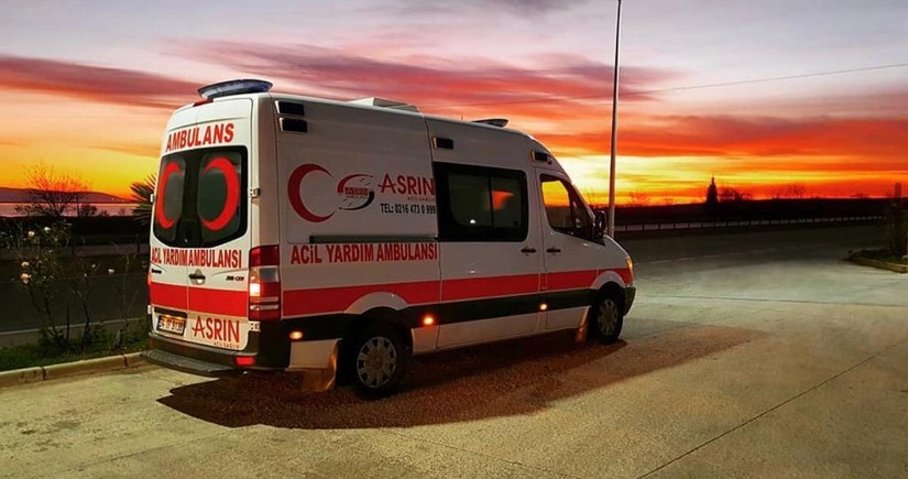 Türkiyədə mikroavtobus qəzası nəticəsində onlarla sərnişin xəsarət alıb