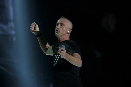İtalyan müğənni Eros Ramazzotti Bakıda ilk dəfə konsert verib