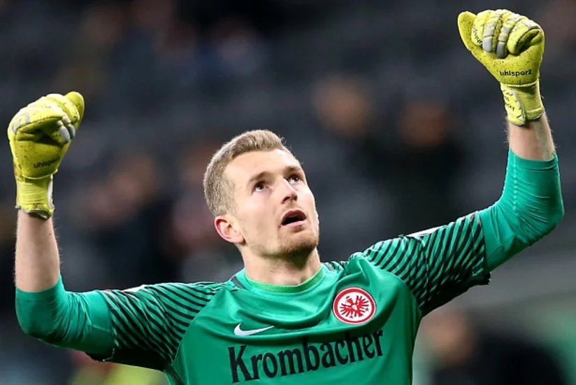 Голкипер немецкого клуба забил в свои ворота