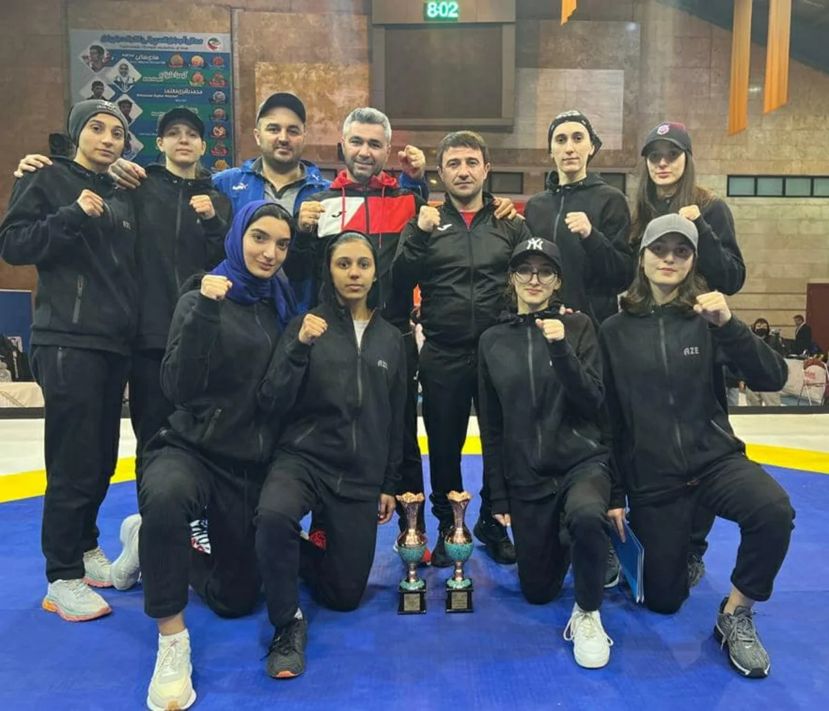 Azərbaycan taekvondoçuları İrandan 2 medalla qayıdır