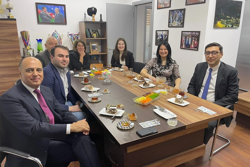 Fərid Qayıbov Məmmədyarovlar ailəsi ilə görüşüb