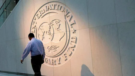 BVF üç ilə dünya üzrə dövlət borcunun ÜDM-in 100%-ni ötəcəyini gözləyir