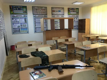 Azərbaycanda 50 məktəbdə hərbi kabinetlər yaradılıb - FOTO