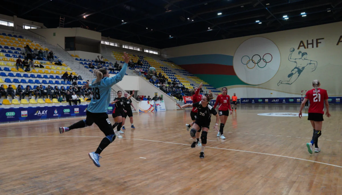 Qadın həndbolçular arasında Azərbaycan çempionatında turun mərkəzi oyunu keçirilib