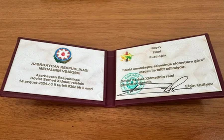 DSX rəisi Firad Əliyevi təltif edib