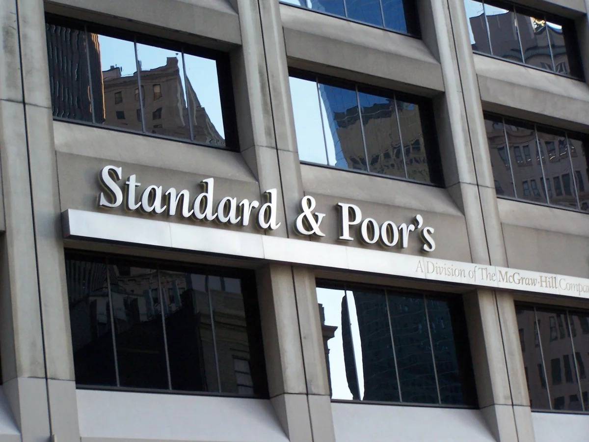 S&P unveils credit outlook of Azerbaijan