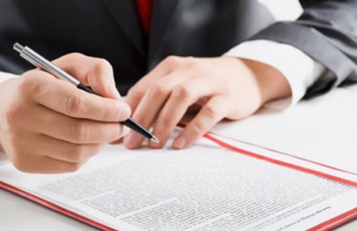 Azərbaycanda daha bir nəfərə sığorta agenti lisenziyası verilib