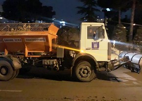 Bakıda qarın təmizlənməsi gecə saatlarında davam edəcək 
