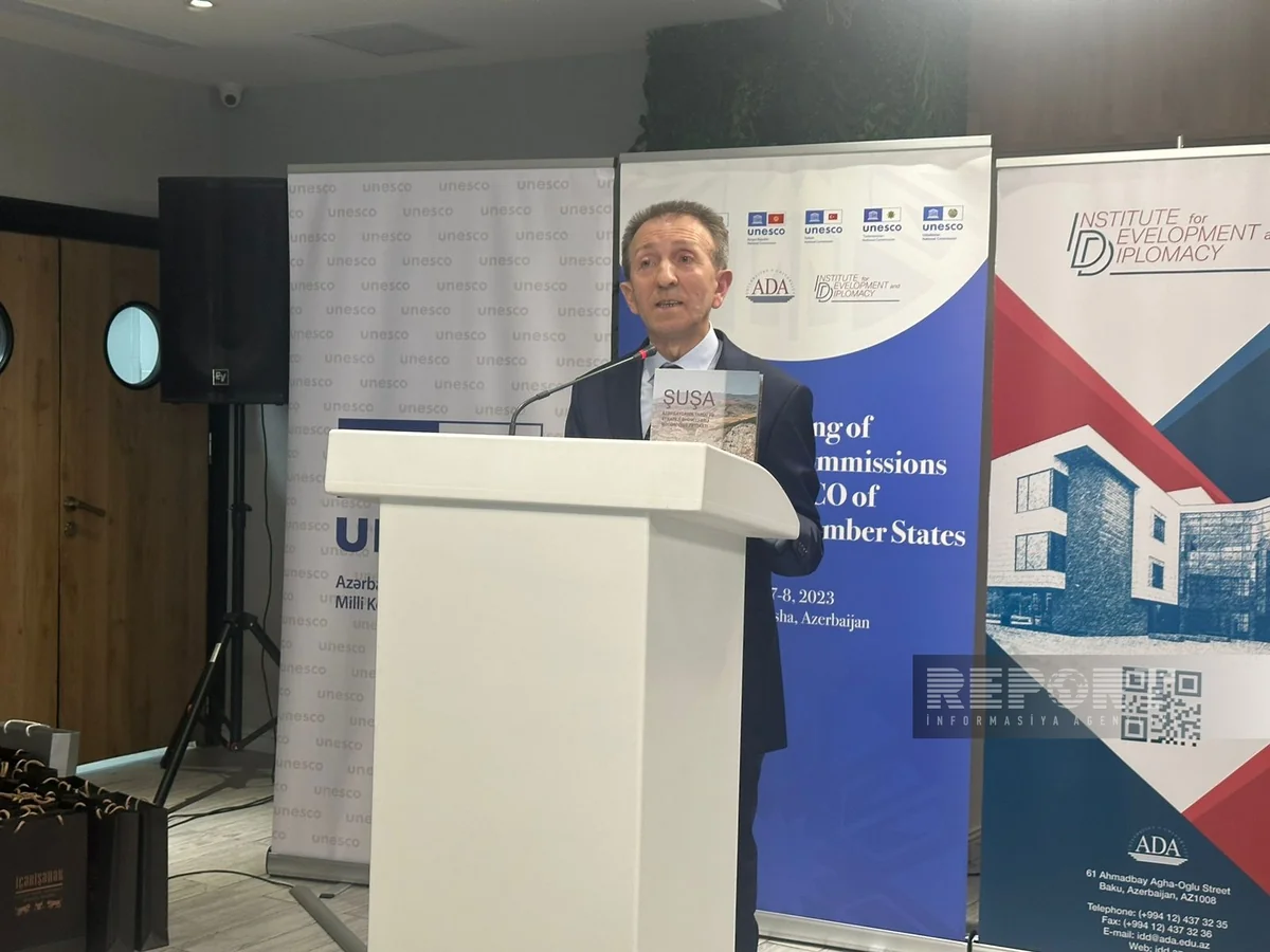 Şuşa Azərbaycanın tarixi və strateji əhəmiyyətli mədəniyyət paytaxtı kitabının təqdimatı keçirilib