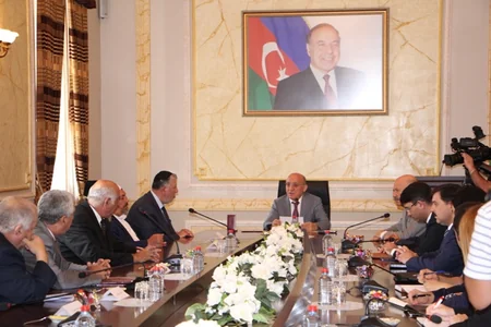 Milix Yevdayevə “Şöhrət” ordeni təqdim edilib