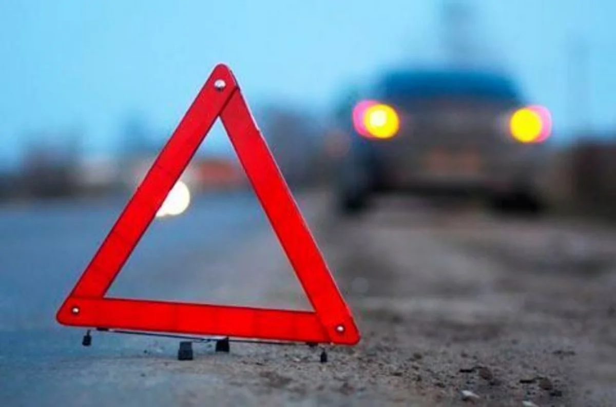 Автомобиль в Джульфе сбил мать и дочь