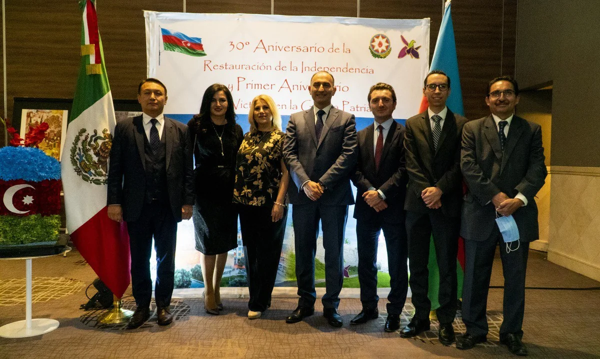 Meksikada Zəfər Günü münasibətilə rəsmi qəbul keçirilib