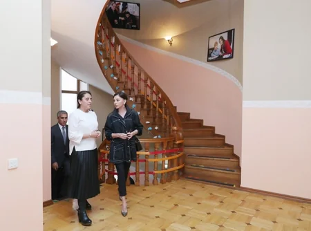 Mehriban Əliyeva Bakıdakı Autizm sindromlu uşaqlar üçün reabilitasiya Mərkəzini ziyarət edib