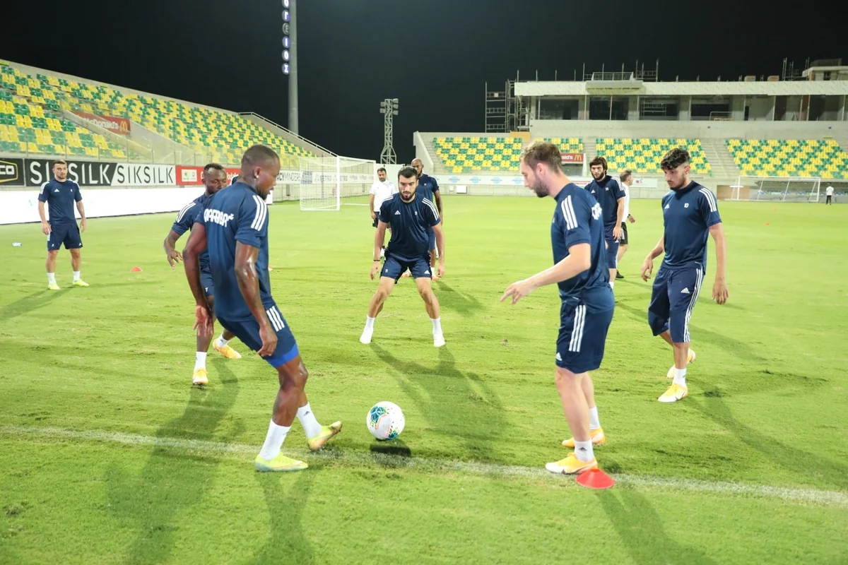 Qarabağ və Moldenin start heyətləri açıqlandı