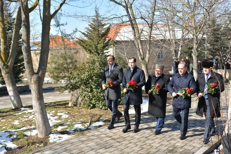 İsmayıllı, Şamaxı və Ağdaşda Xocalı qurbanları yad edilib