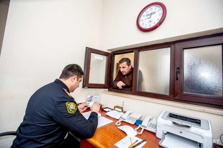 Bakı polisinin Tapıntılar Bürosundan - REPORTAJ
