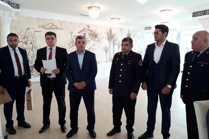 Награждены образцовые водители и сотрудники дорожной полиции - ФОТО