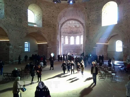 Yunanların mədəniyyət paytaxtı və ya Makedoniya çarının şəhəri - FOTOREPORTAJ
