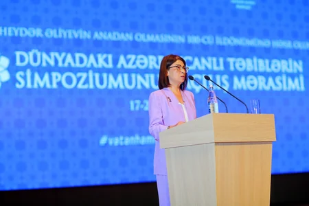 Bakıda Dünyadakı Azərbaycanlı Təbiblərin Simpoziumu öz işinə başlayıb