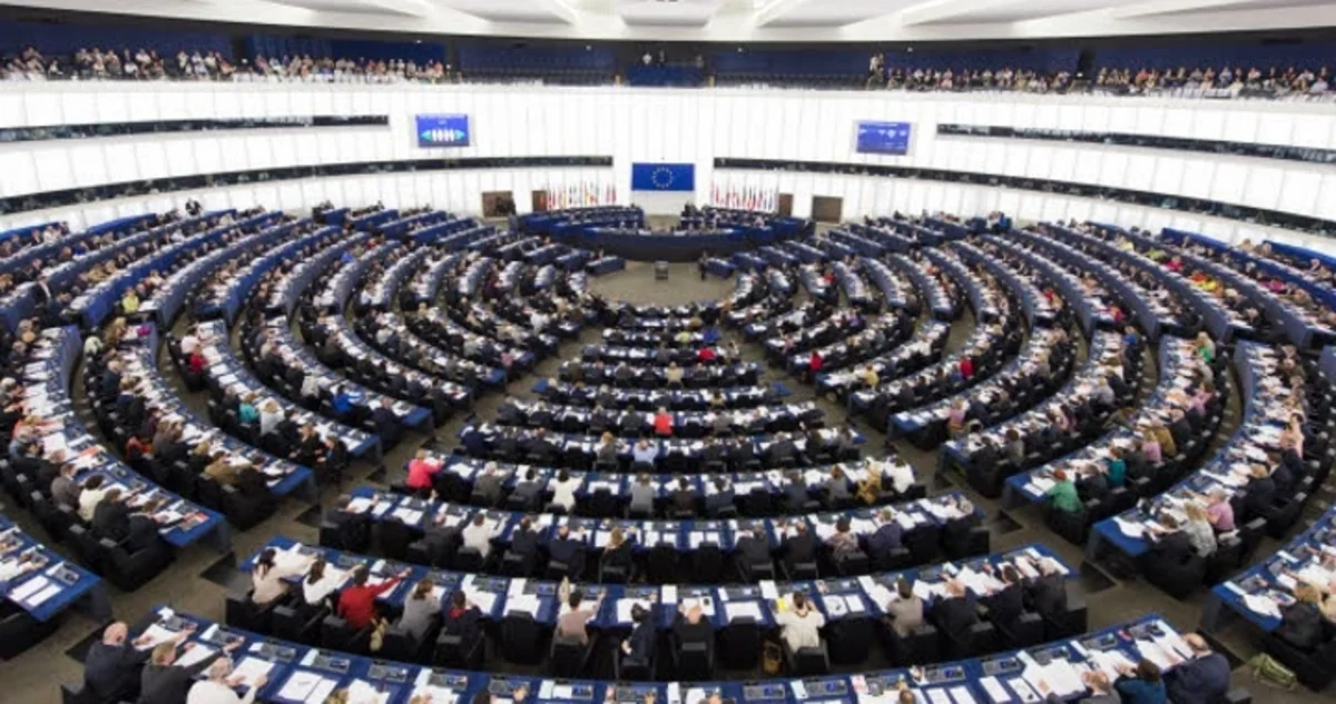 Европарламент одобрил отмену визового режима для Грузии и Украины